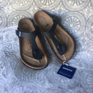 Women’s Birkenstock Gizeh Black Sandals